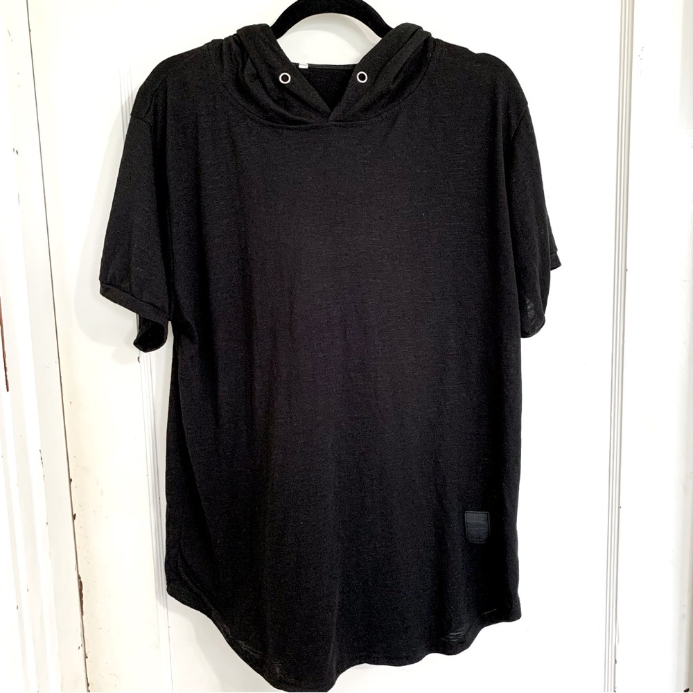 💥4/$15 Hooded Streetwear T-Shirt